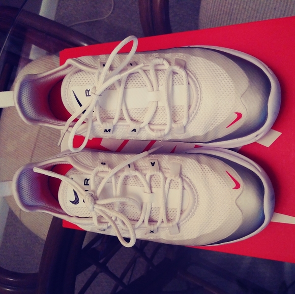 Nike Other - Nike Air Max (Girls) - Size 3Y